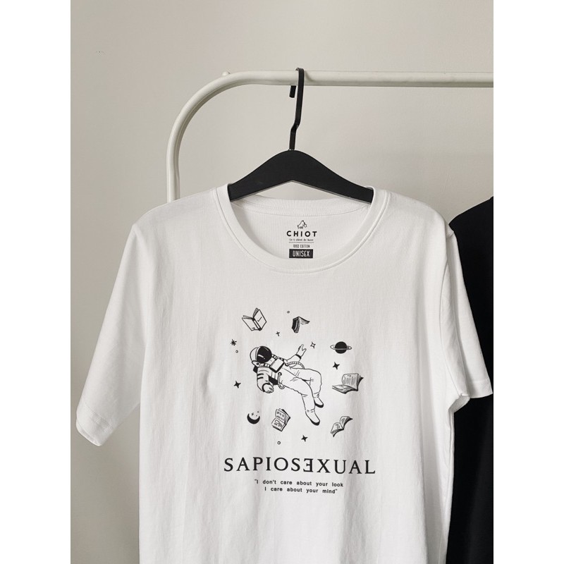 Áo thun in trắng đen cotton  Sapiosexual