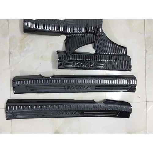 Ốp bậc cửa xe Hyundai Kona 2018 2019 2020 2021 2022 mẫu TITAN