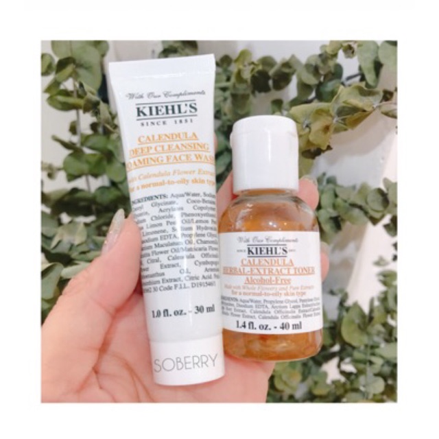 Set dưỡng da Kiehl's Minisize : Toner hoa cúc 40ml + Sữa rửa mặt Hoa cúc 30ml | BigBuy360 - bigbuy360.vn