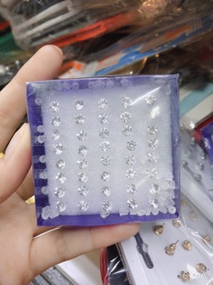Bông tai đính đá lấp lánh tinh tế (1 đôi)