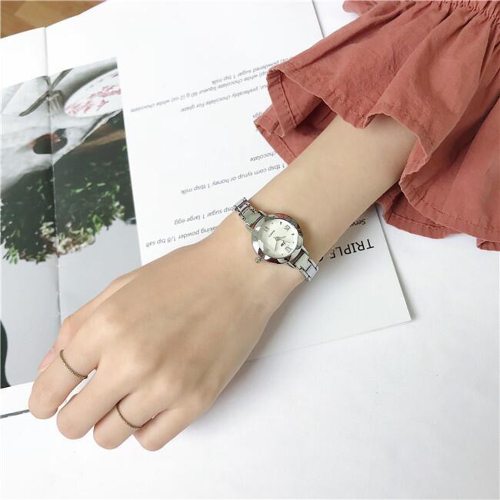 Đồng Hồ Thời Trang Số La Mã Chất Liệu Thép Không Gỉ