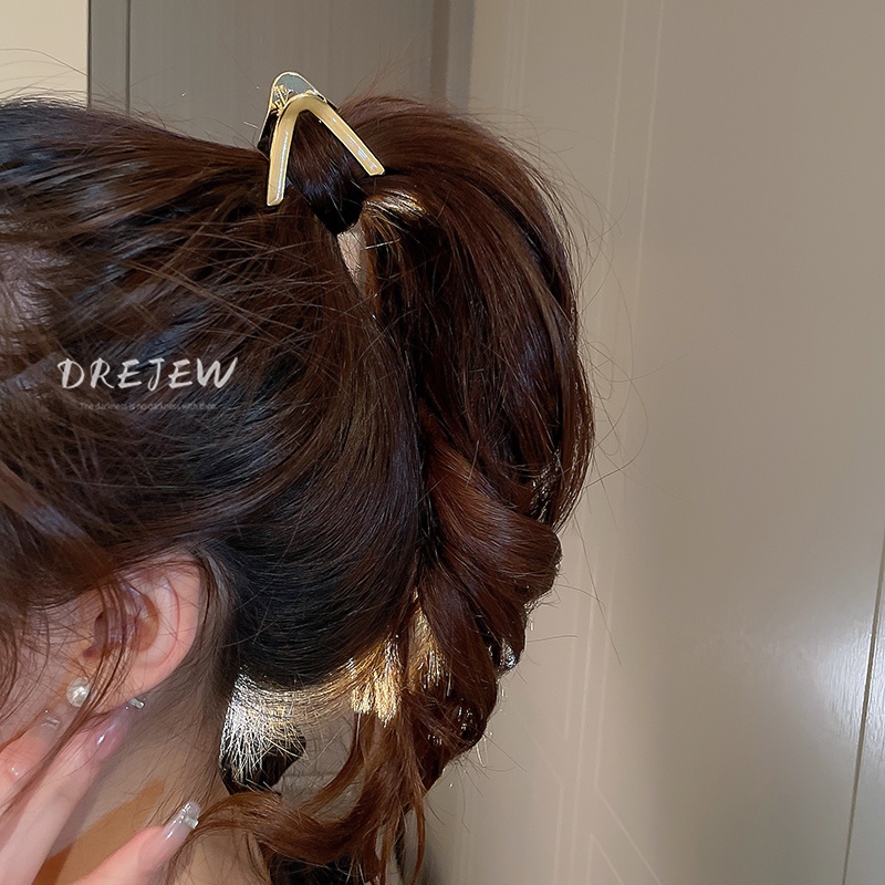 Kẹp tóc DREJEW hình tam giác đơn giản tạo kiểu đuôi ngựa phong cách Hàn Quốc dễ phối đồ thời trang mùa hè