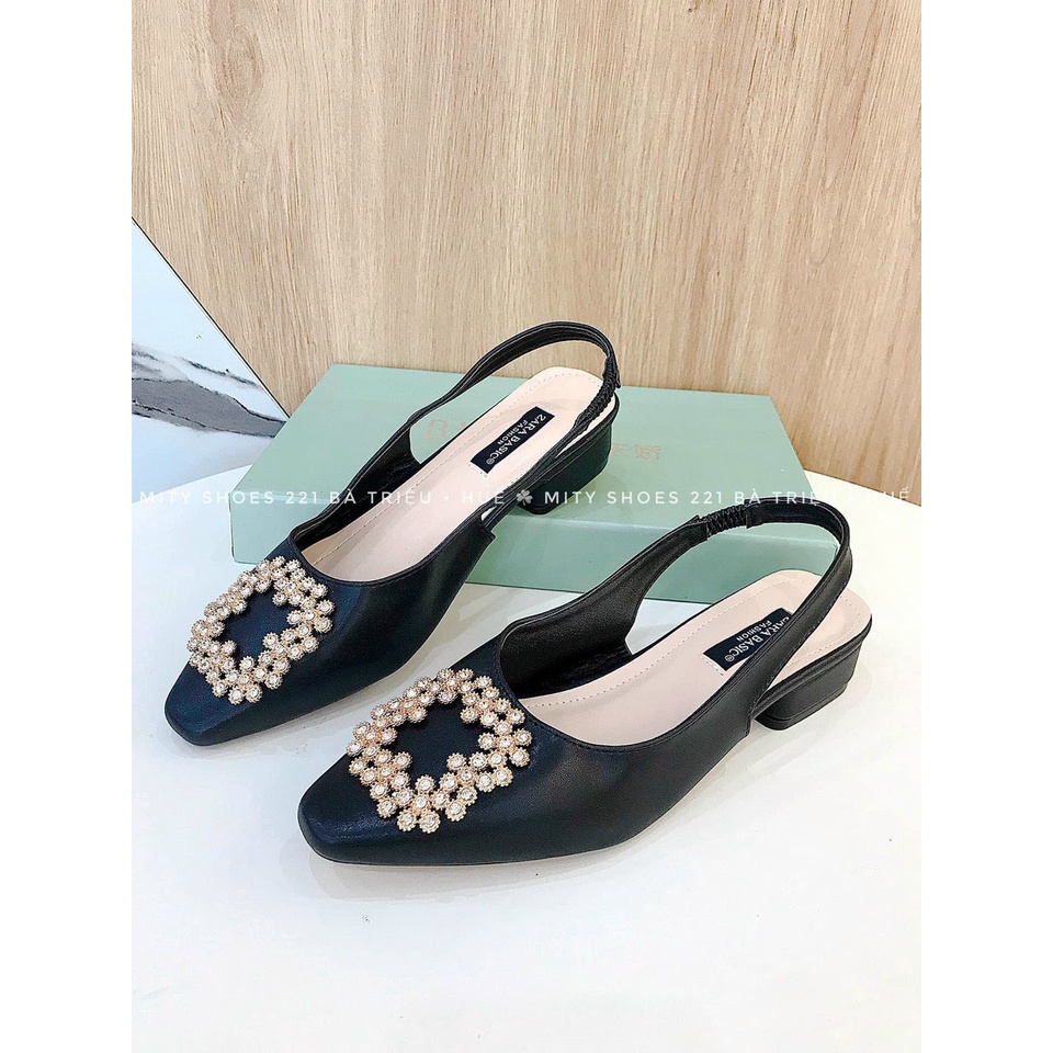 Giày sandal nữ bít mũi đính đá mã G11
