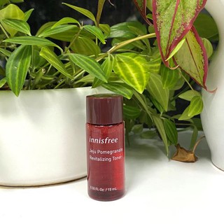 Nước cân bằng ngăn ngừa lão hóa innisfree Pomegranate Revitalizing Toner15ml