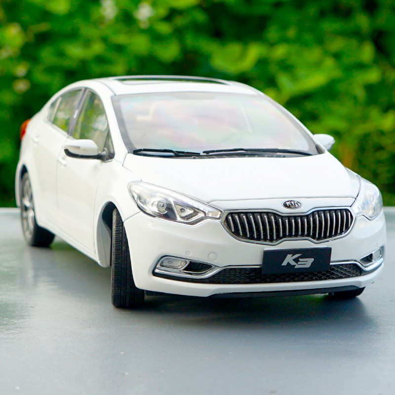 Mô Hình Xe KIA K3 Cao Cấp 1:18