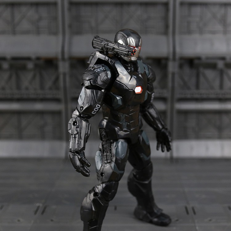 Mô hình nhân vật War Machine trong phim Avenger của Marvel - Có đế trưng bày