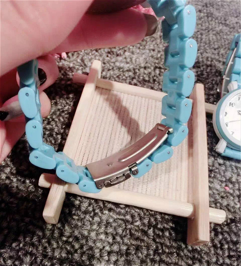 Đồng Hồ Đeo Tay Dây Sứ Mặt Hình Doraemon Dễ Thương | BigBuy360 - bigbuy360.vn