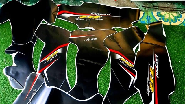 Tem trùm Elegant 50cc đen nhám ZR racing