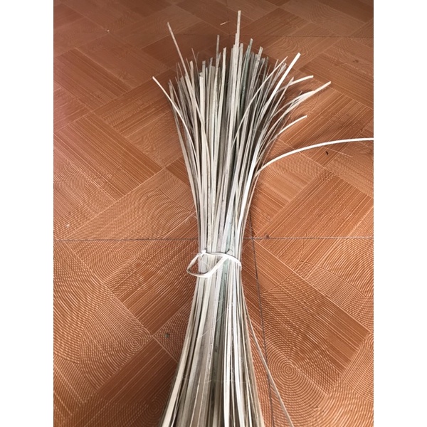 Lạt Giang gói bánh chưng 20 chiếc