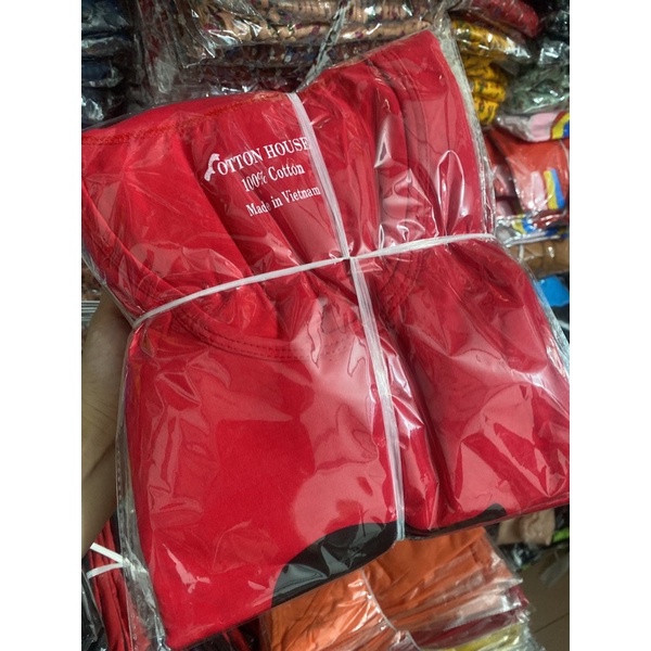 Áo thun giấy ba lỗ in hình cô gái kèm chữ (dáng dài dấu quần)