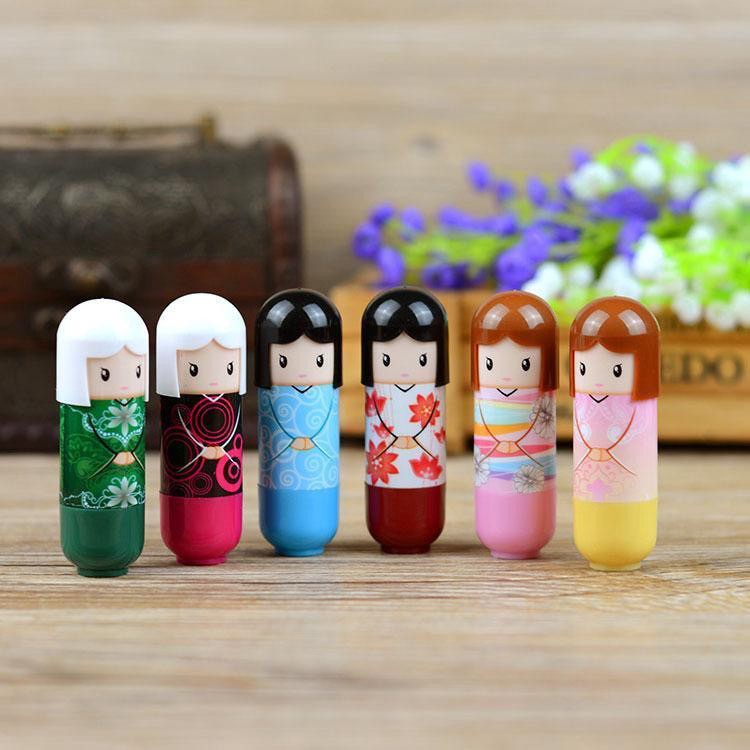 [Hàng mới về] Bộ Son Môi Hengfang Dưỡng Ẩm Chống Nứt Nẻ Thiết Kế Hình Búp Bê Mặc Kimono Dễ Thương | BigBuy360 - bigbuy360.vn