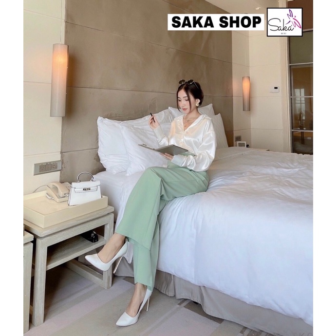 Áo sơ mi nữ tay dài trắng lụa dáng rộng dày dặn