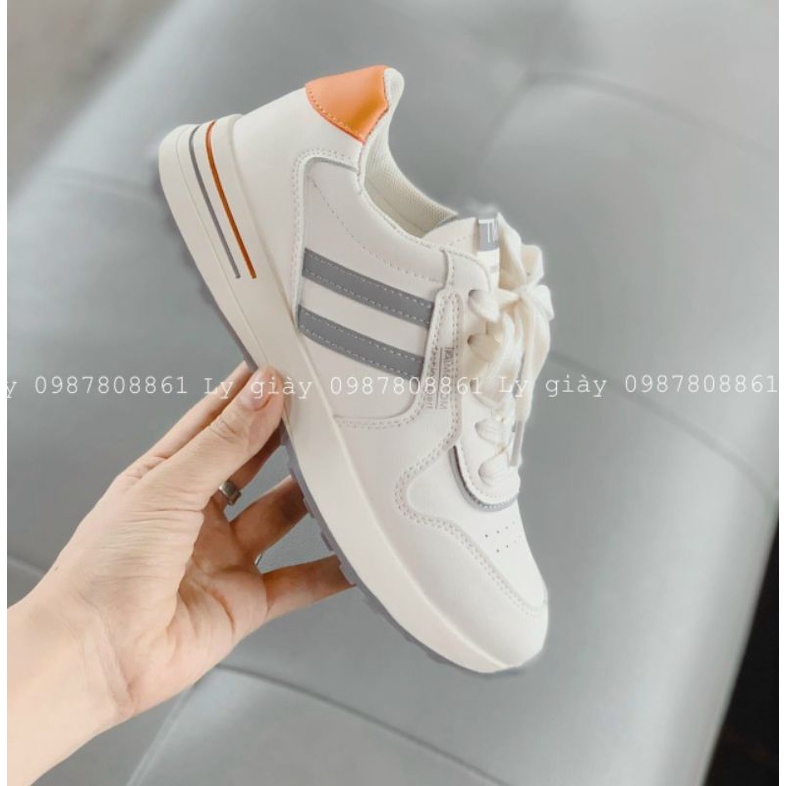Giày thể thao 2 vạch đế cong êm mềm