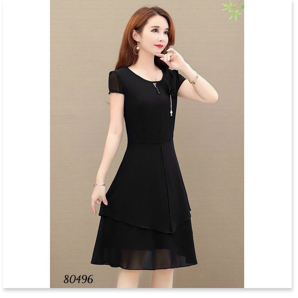 ĐẦM VOAN Ý ĐƯỢC THIẾT KẾ HỌA TIẾT TRƠN NHƯNG RẤT SANG TRỌNG,ĐẶC BIỆT LÀ CHẤT LIỆU VÃI VOAN THOÁNG MÁT  THỜI TRANG KME.ST