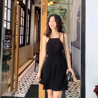Đầm xòe yếm đan hai dây sau