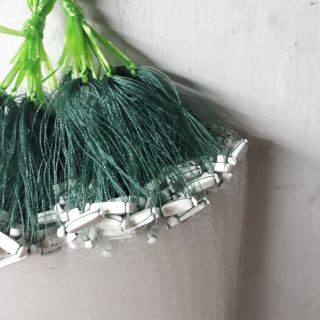 Lưới mắt nhỏ bắt tép hay bắt cá nhỏ
