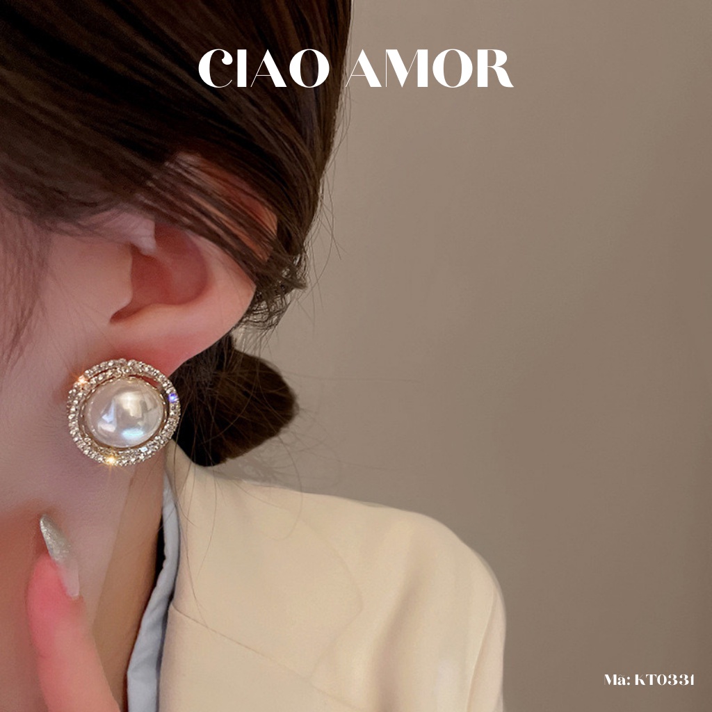 KT0331-Khuyên tai nữ, Bông tai nữ bạc 925 sang trọng dự tiệc tròn ngọc to giữa viền lớp đá xoắn Trang sức Ciao Amor