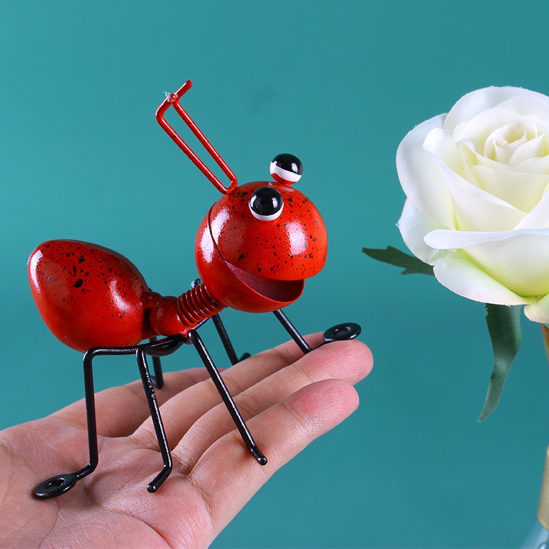 1 Phụ Kiện Trang Trí Nhà Cửa Hình Con Kiến Hoạt Hình 3D Bằng Sắt Độc Đáo