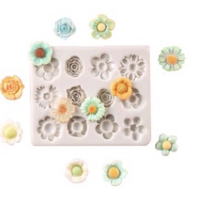 khuôn silicon 12 hoa nhí trang trí bánh MS nhí 1