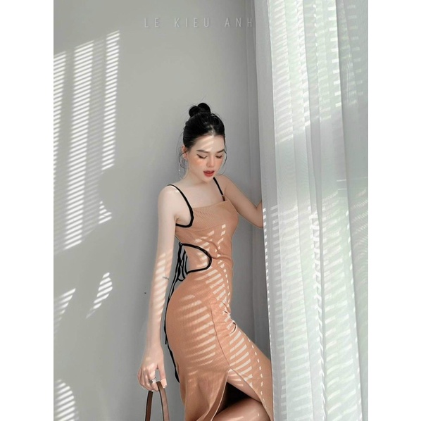 Đầm 2 Dây Maxi Khoét Viền Cột Lưng Dáng Dài Xẻ Tà