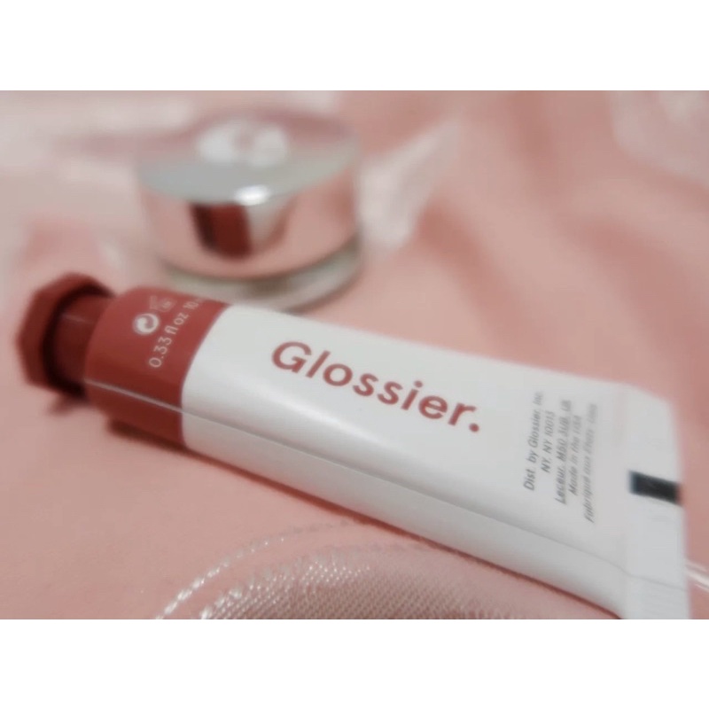 Phấn má dạng kem Glossier Cloud Paint