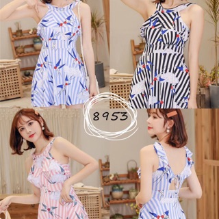 Bộ đồ đi biển  dễ thương liền quần váy