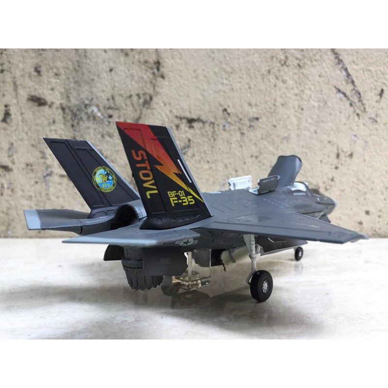 Mô hình Máy bay F- 35B MARINE Corps - 1:72