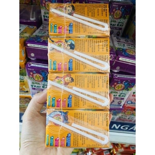 Vỉ 4 Hộp Sữa Trái Cây Lif Kun 110ml