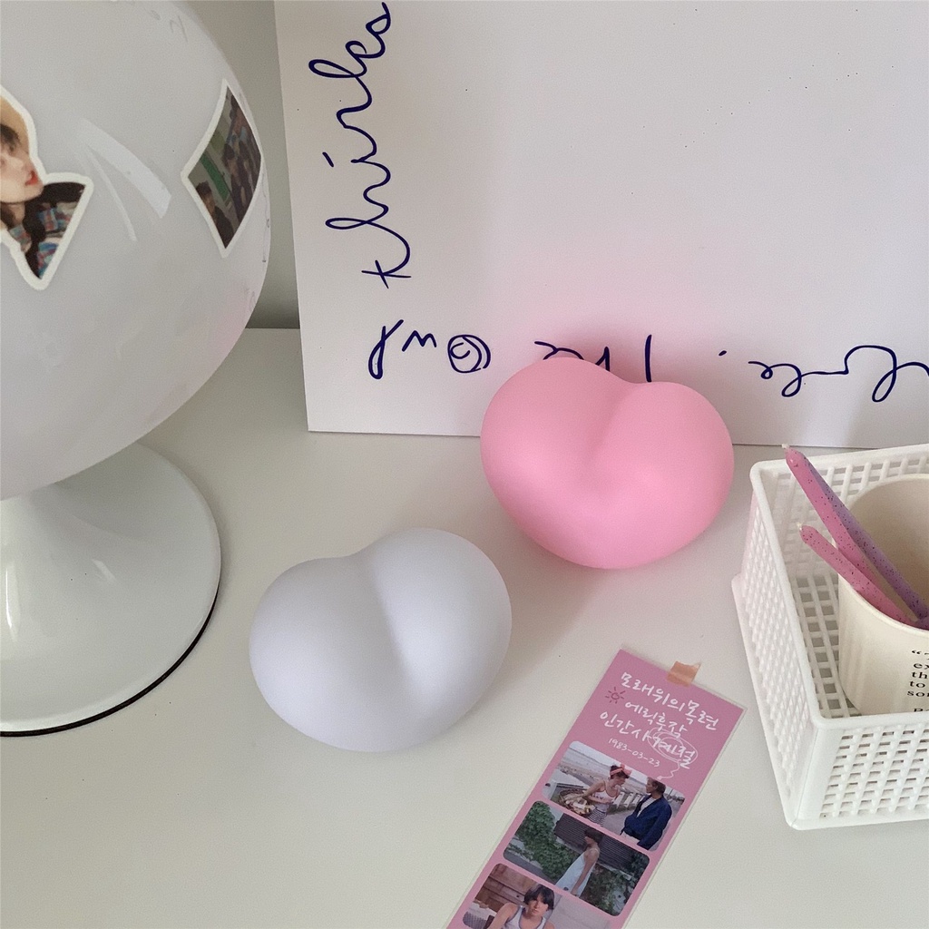 Đèn decor bàn mini hình tim