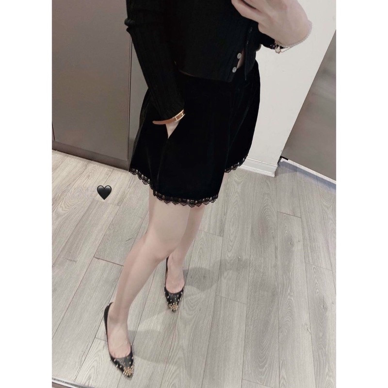 Quần Sooc Nhung Chân Ren ⚡️ HÀNG ĐẸP ⚡️ Form Dáng Phồng Lưng Cao , 2 Túi Bên Hông Siêu Đẹp , Lên Dáng Siêu Xinh