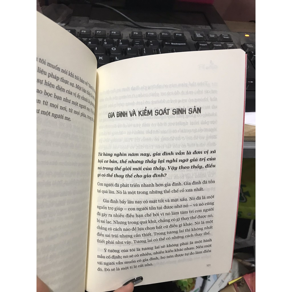 Sách - Phụ Nữ-The Book of Women