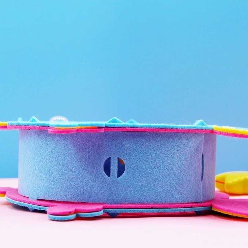 Đèn Lồng Hình Con Vật, Đèn  lồng Bằng Vải Không Dệt Họa Tiết Đèn lồng trang trí trung thu cho bé phát sáng có tiếng nhạc nhấp nháy tự lắp dán nhiều hình đáng yêu Decor D2 Bé Núi handmade