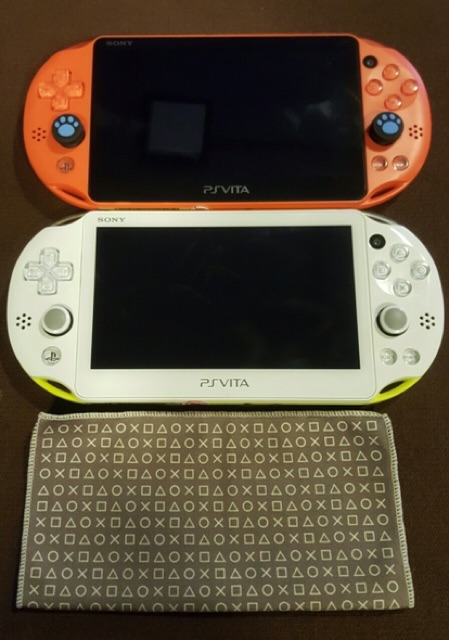 Máy PS Vita 2000 chính hãng Sony, cài full game ( hàng nội địa Nhật )