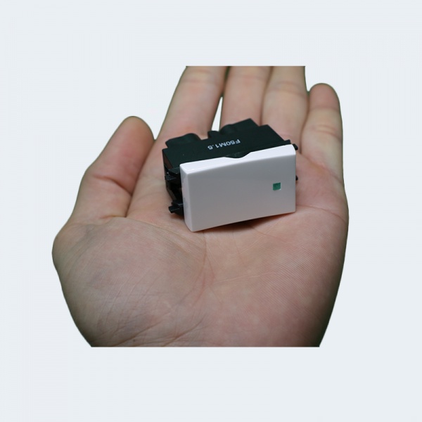 Công tắc 1 chiều 16AX, size S  hãng Scheneider Electric