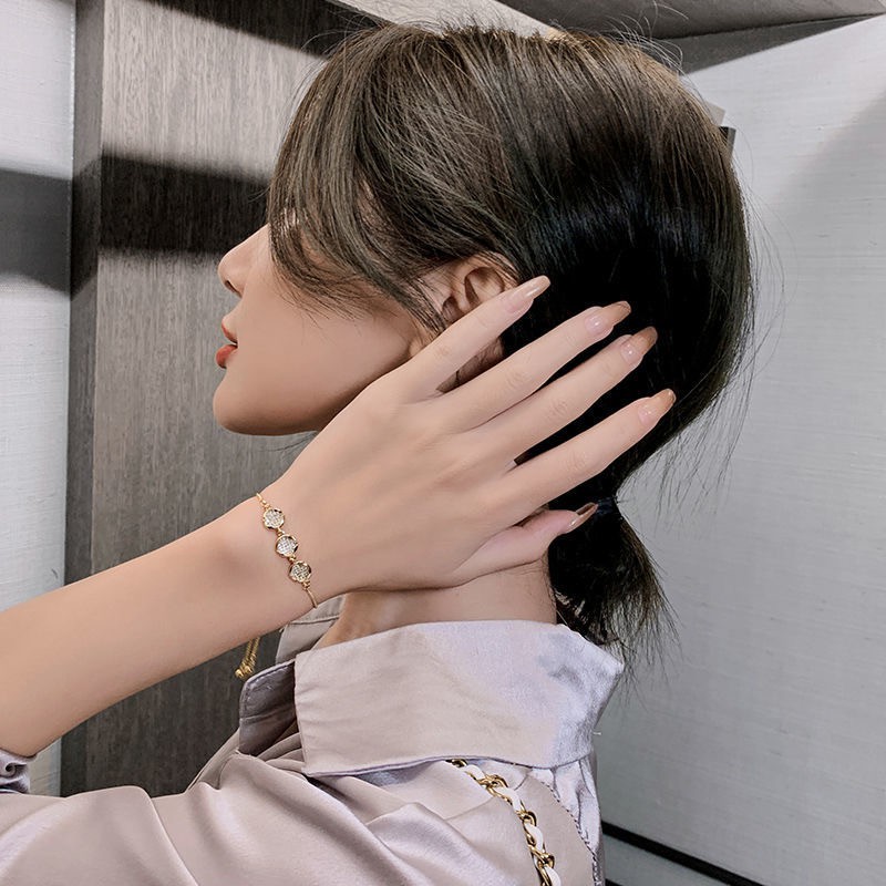 Vòng tay ngọc trai nhân tạo thời trang cho phụ nữ