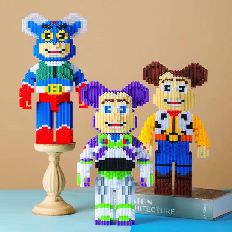 Đồ chơi xếp hình LEGOGI GẤU BEARBRICK Noel 32CM gạch răng cưa mô hình lắp ghép lắp ráp