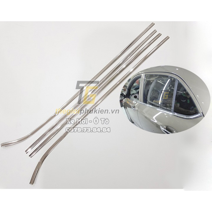 Nẹp chân kính INOX Hyundai Grand i10