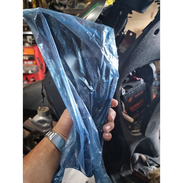 Nẹp yếm trước bên trái liberty 3Vie S chính hãng