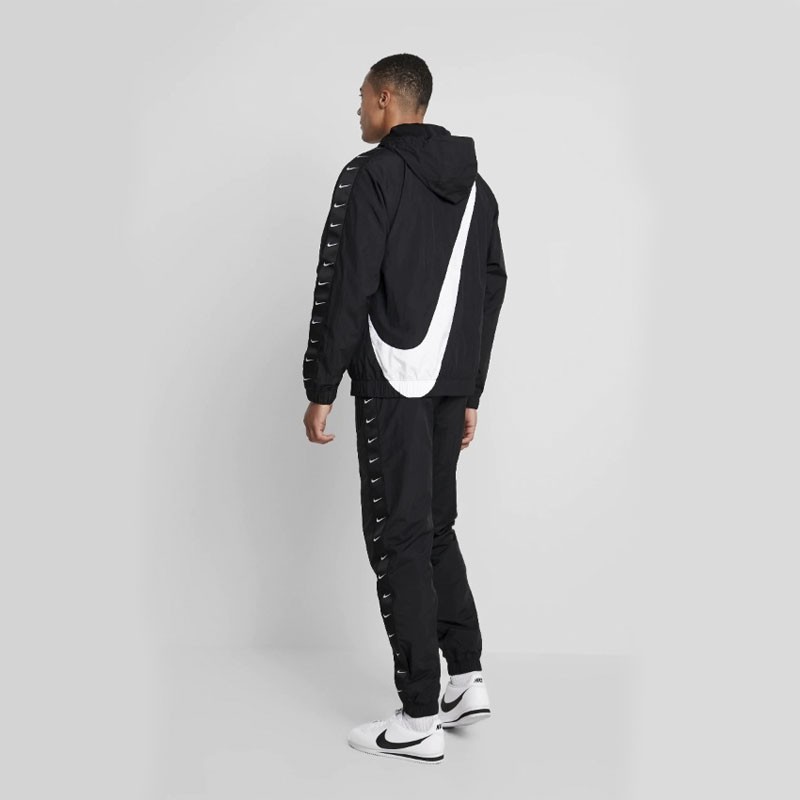 [HÀNG_CHÍNH_HÃNG] BỘ THỂ THAO NIKE TAPED SWOOSH POPOVER  - ĐEN / TRẮNG