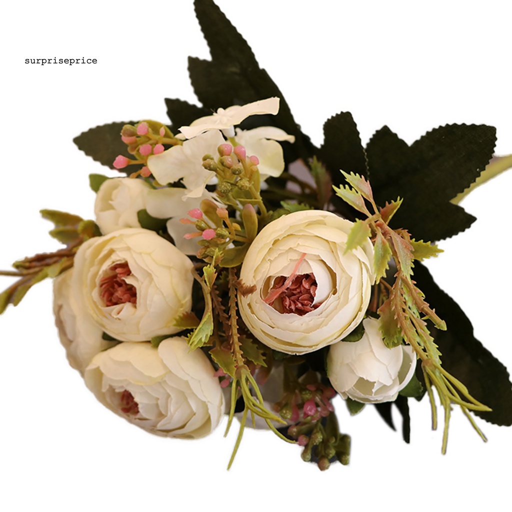 Hoa giả màu sắc tươi sáng dùng trang trí phòng spa