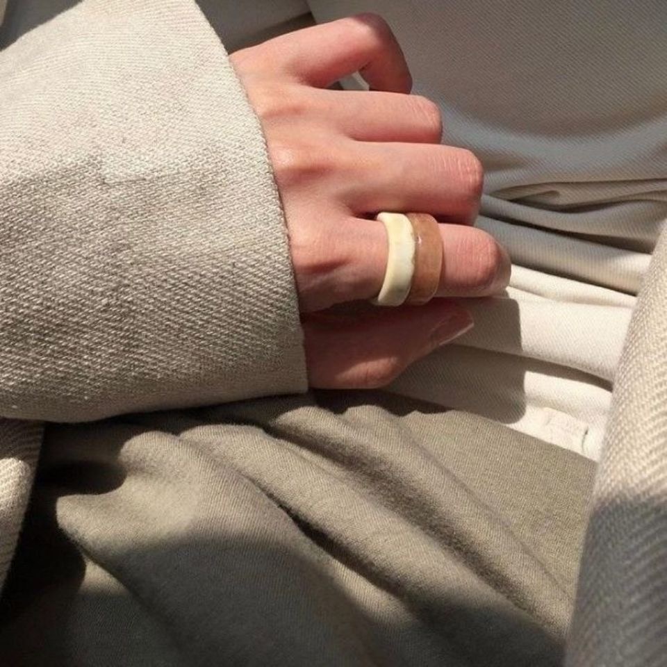 Nhẫn Nhựa Acrylic Màu Hổ Phách 17mm Phong Cách Hàn Quốc Thời Trang Cho Nữ