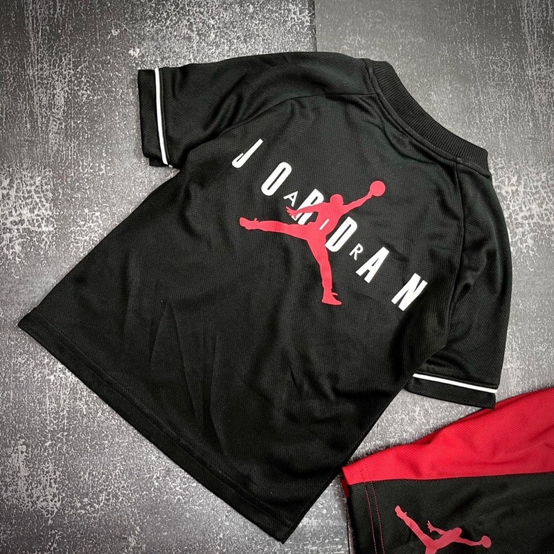 Bộ thể thao cho bé trai có 3 màu size từ 18-40 cân