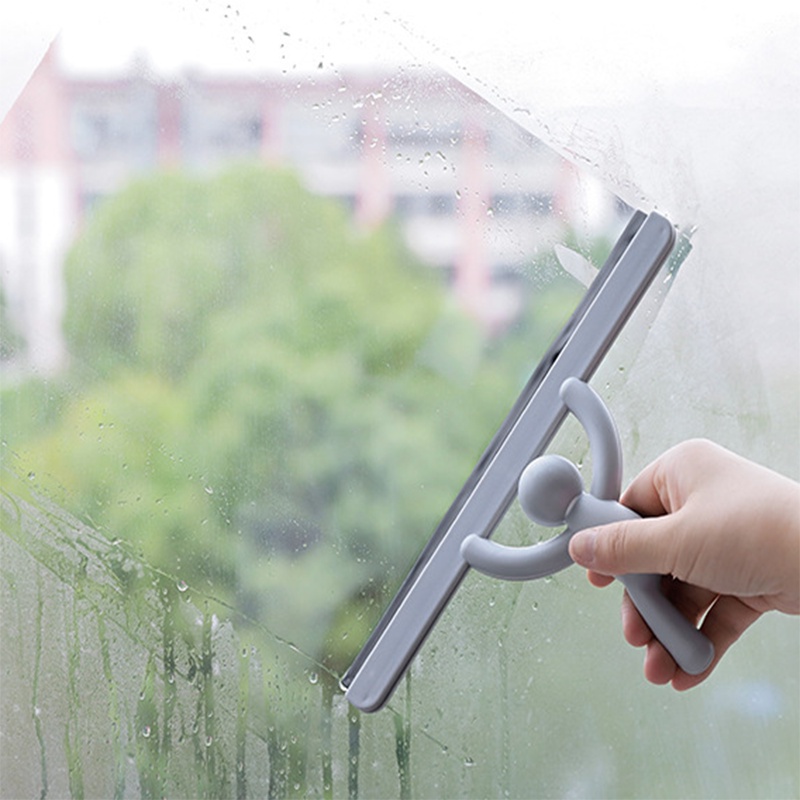 Cây lau cửa kính hình người độc đáo