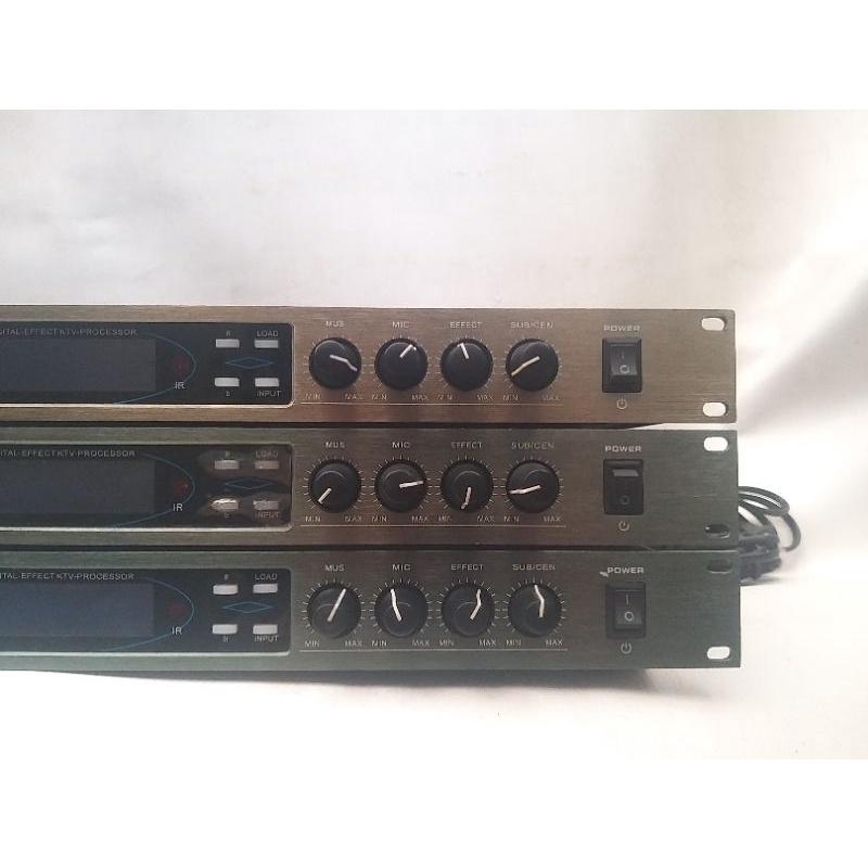 Vang số karaoke dsp9908