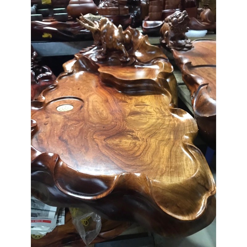 Khay bò tót gỗ hương