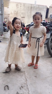 Váy bé gái cực xinh