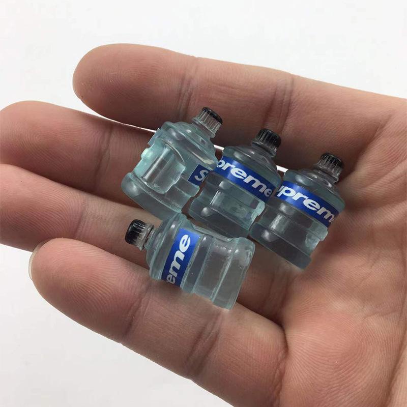 Mô hình chai nước cỡ lớn phụ kiện trang trí nhà búp bê [1 cái]