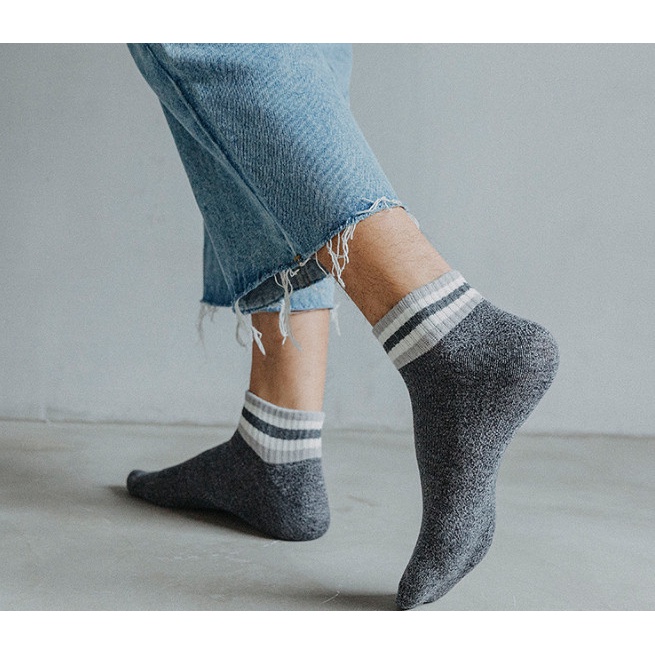 Vớ cotton, Tất cotton Nam nhiều màu cực thấm mồ hôi và khử mùi rất tốt.