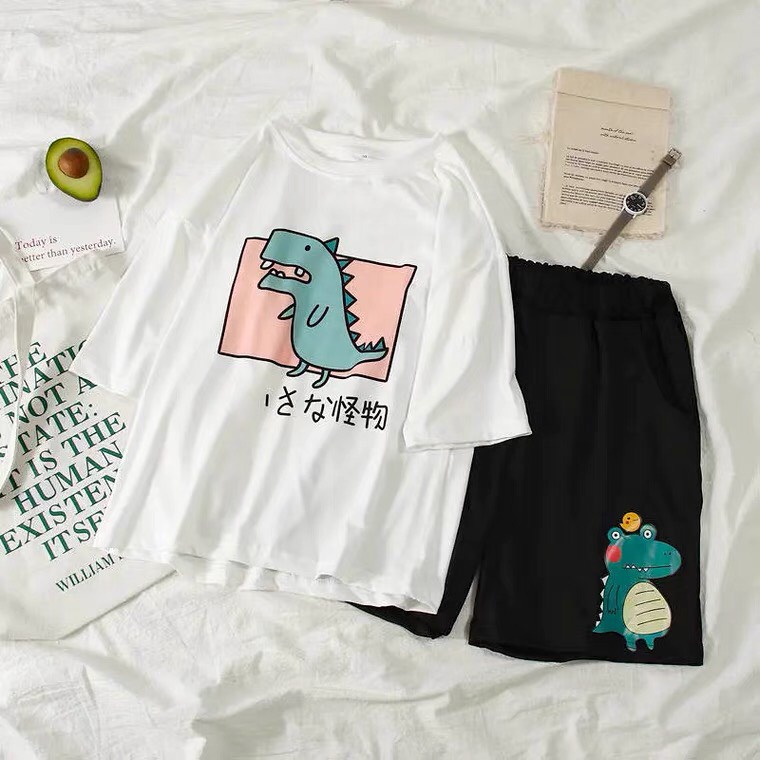 Sét Áo Gấu Phông khủng long ô vuông + quần đùi đen, Áo thun from rộng, Chất đẹp không xù, Sét bộ mặc ở nhà - MODY