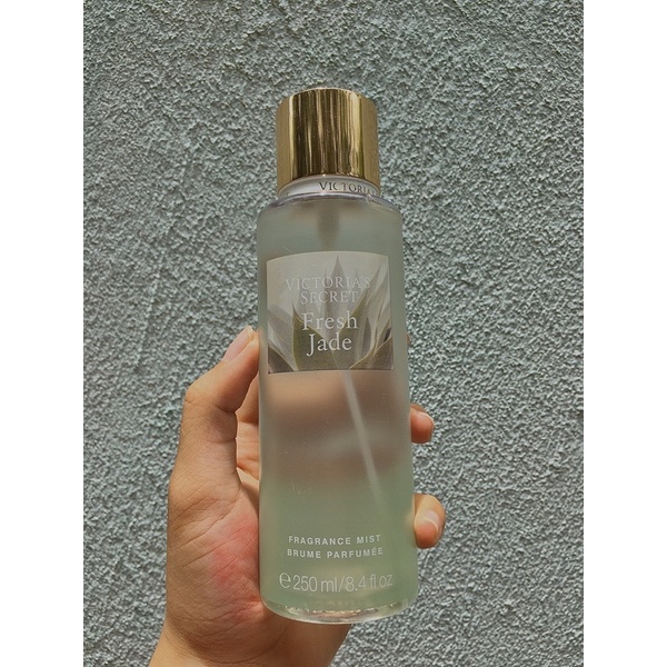 Xịt thơm body mist Fresh Jade